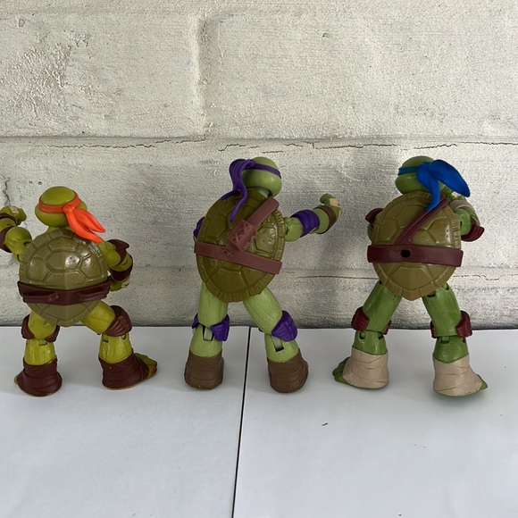 Teenage Mutant Ninja Turtles Action Figures 5” 2012 - Picture 5 of 8